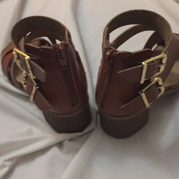 Material Girl leather sandals - Picture 2 of 4